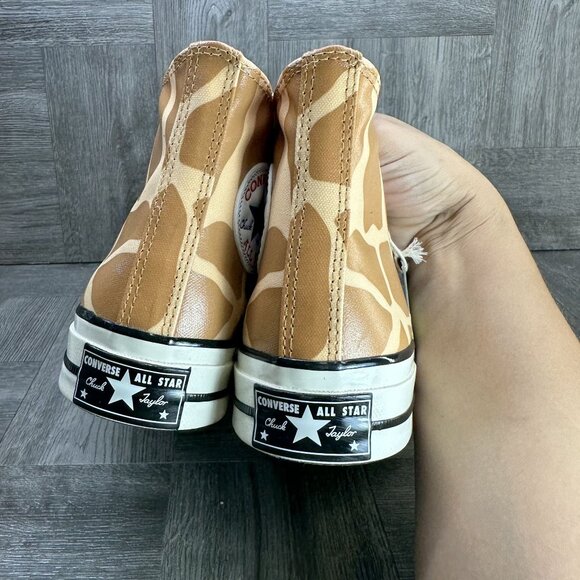 Converse CTAS Giraffe Glow in the Dark Women's size 7 Hightop Shoes - Picture 6 of 8